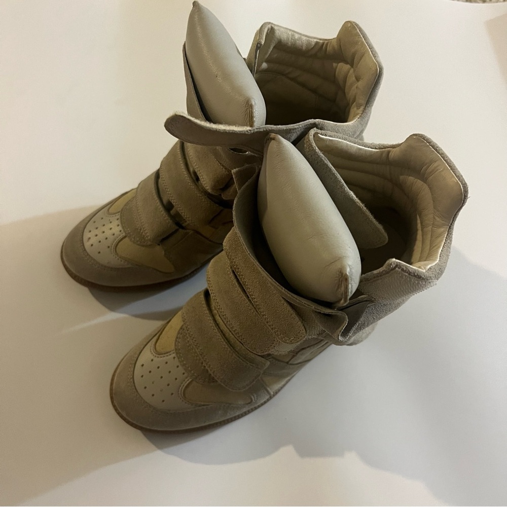 Isabel Marant BEKETT SNEAKERS
bekett leather wedge sneakers - Picture 3 of 9